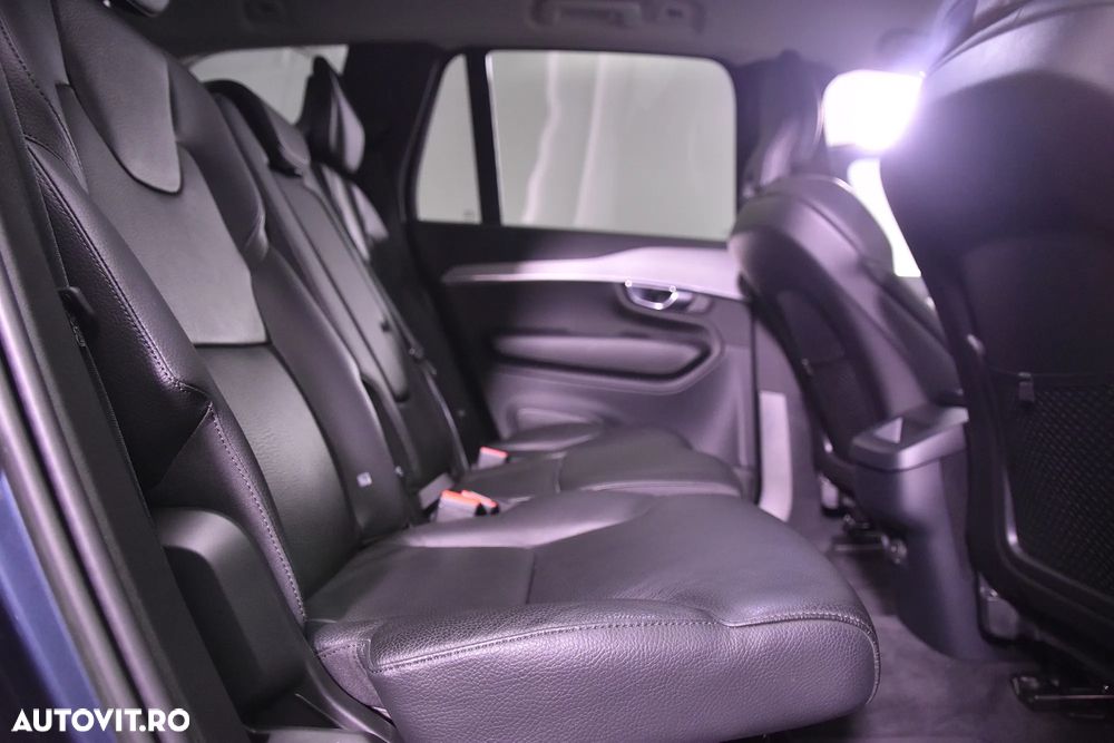Volvo XC 90 - 13