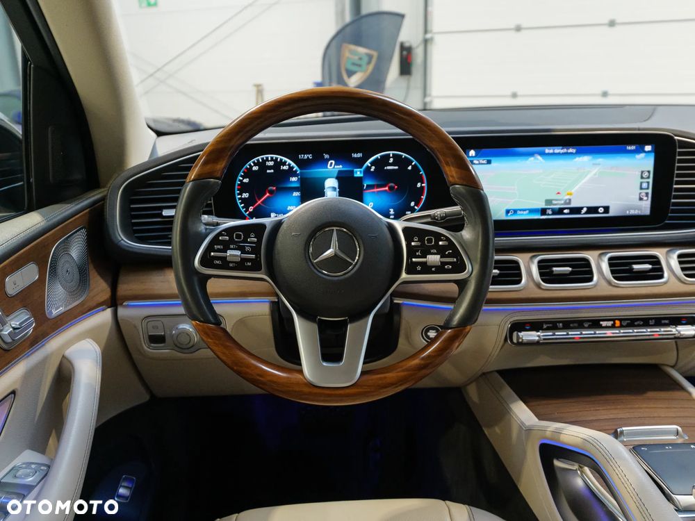 Mercedes-Benz GLE 300 d 4-Matic - 22
