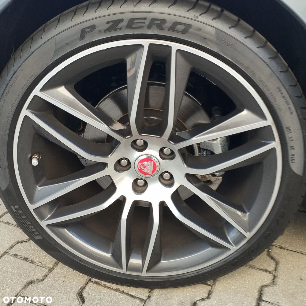 Jaguar F-Type 2.0 Turbo R-Dynamic - 12