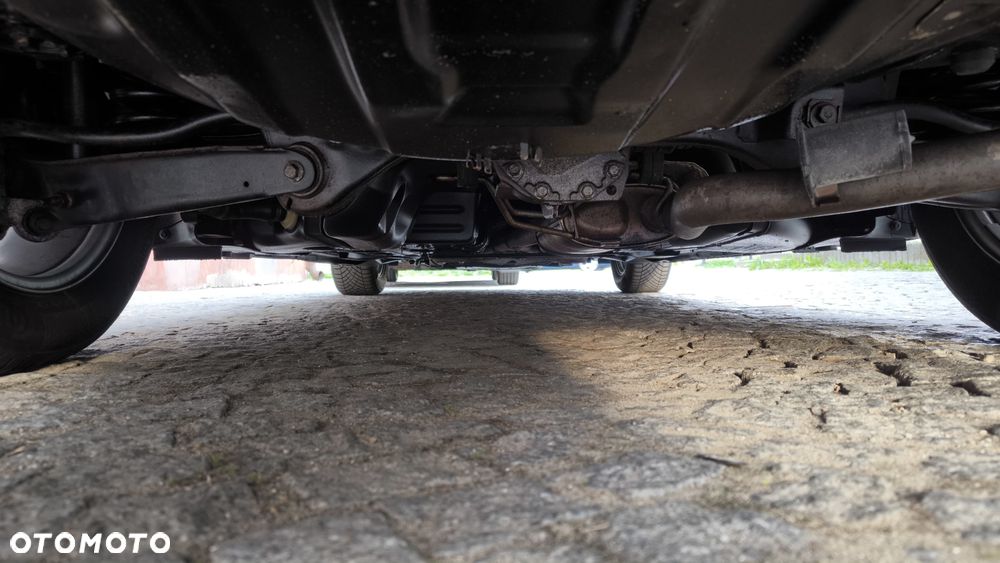 Chrysler 300C 2.7 V6 - 12