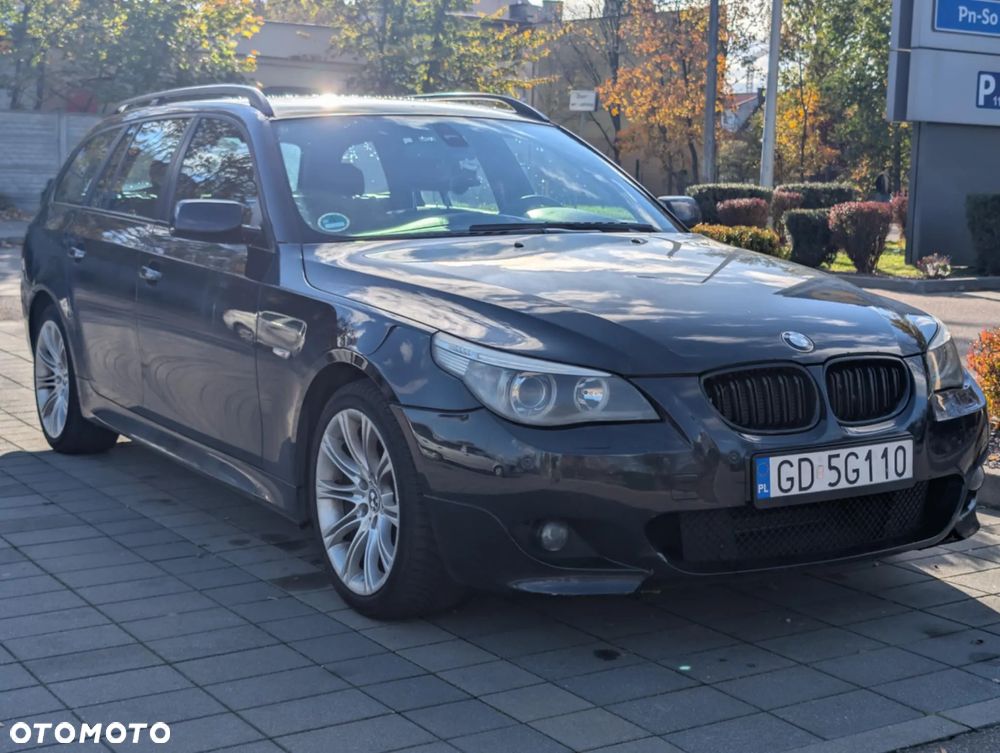 BMW Seria 5 530i Touring - 1