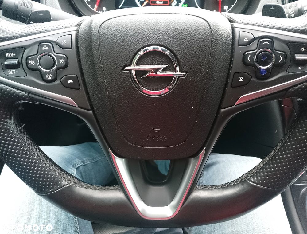 Opel Insignia 2.0 CDTI automatik Sport - 24