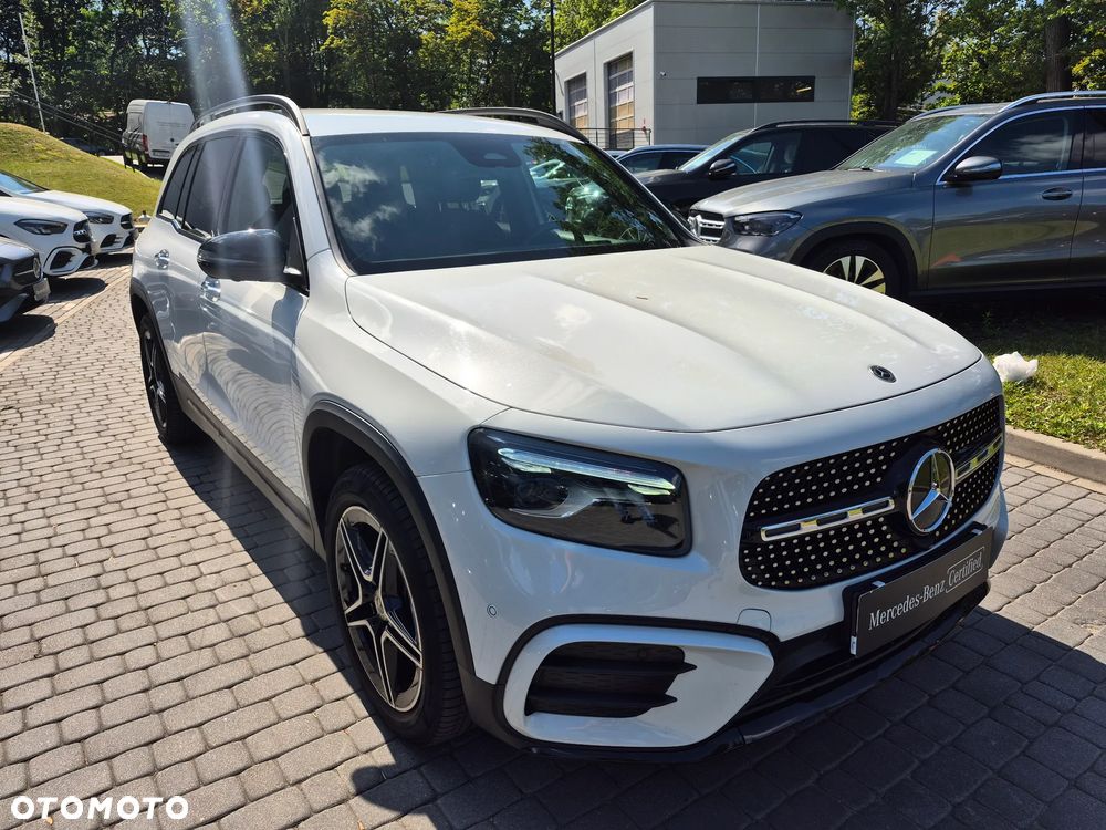 Mercedes-Benz GLB 200 7G-DCT - 12