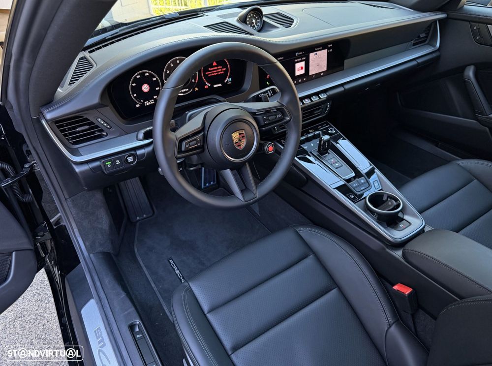 Porsche 911 (992) Carrera S - 7