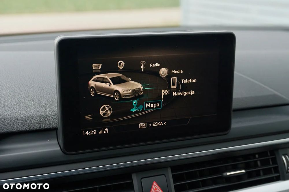 Audi A4 2.0 TDI Design S tronic - 35