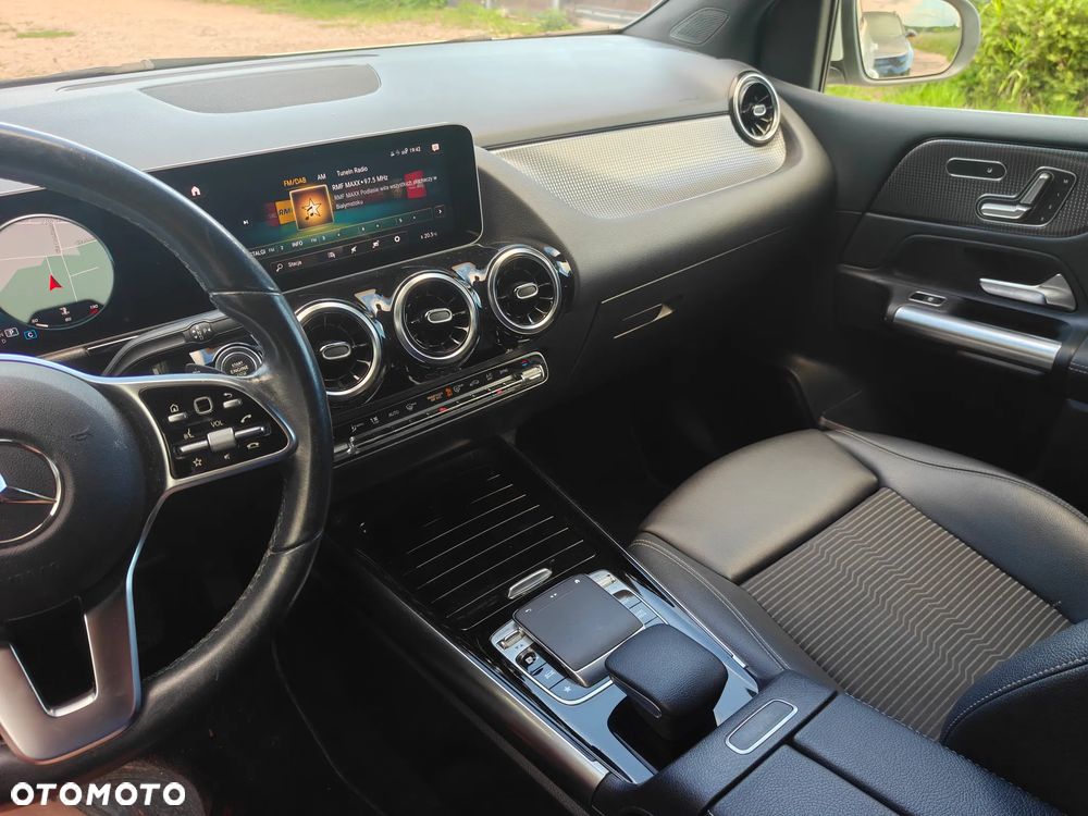 Mercedes-Benz Klasa B 180 7G-DCT Progressive - 9