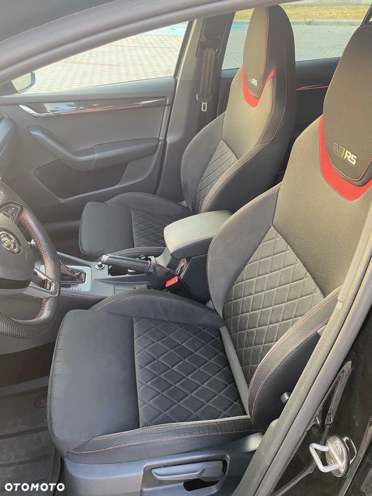 Skoda Octavia 2.0 TSI RS DSG - 10