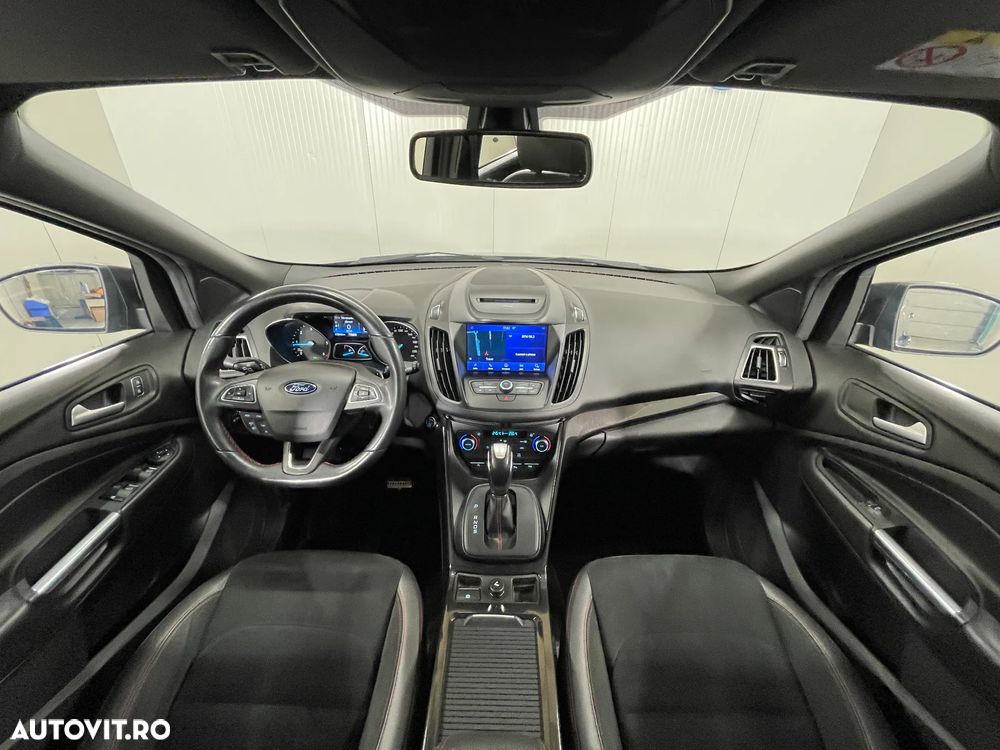 Ford Kuga 2.0 TDCi 4x4 Aut. ST-Line - 7