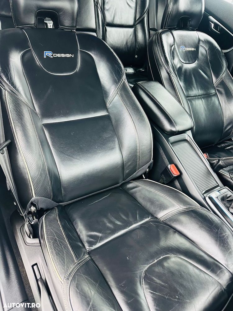 Volvo V40 D2 R Design - 15