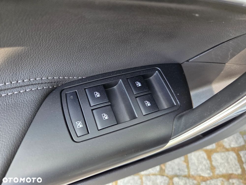 Opel Insignia 2.0 CDTI automatik Innovation - 35
