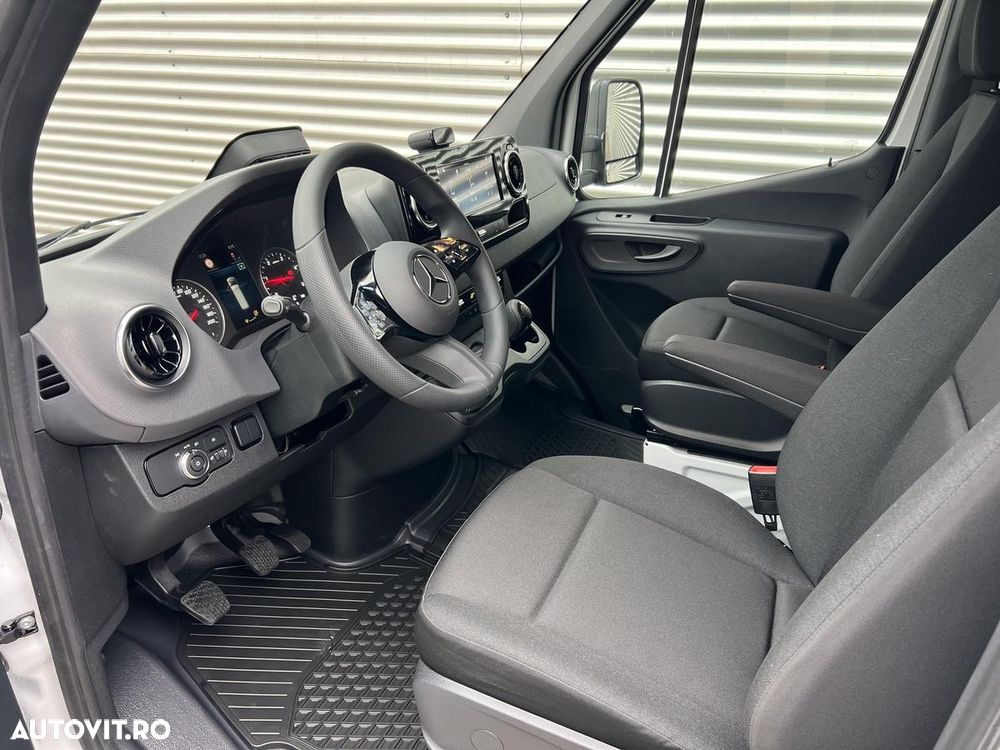 Mercedes-Benz Sprinter 517 - cabina dubla - roata dubla - detarata 3500 kg - 3
