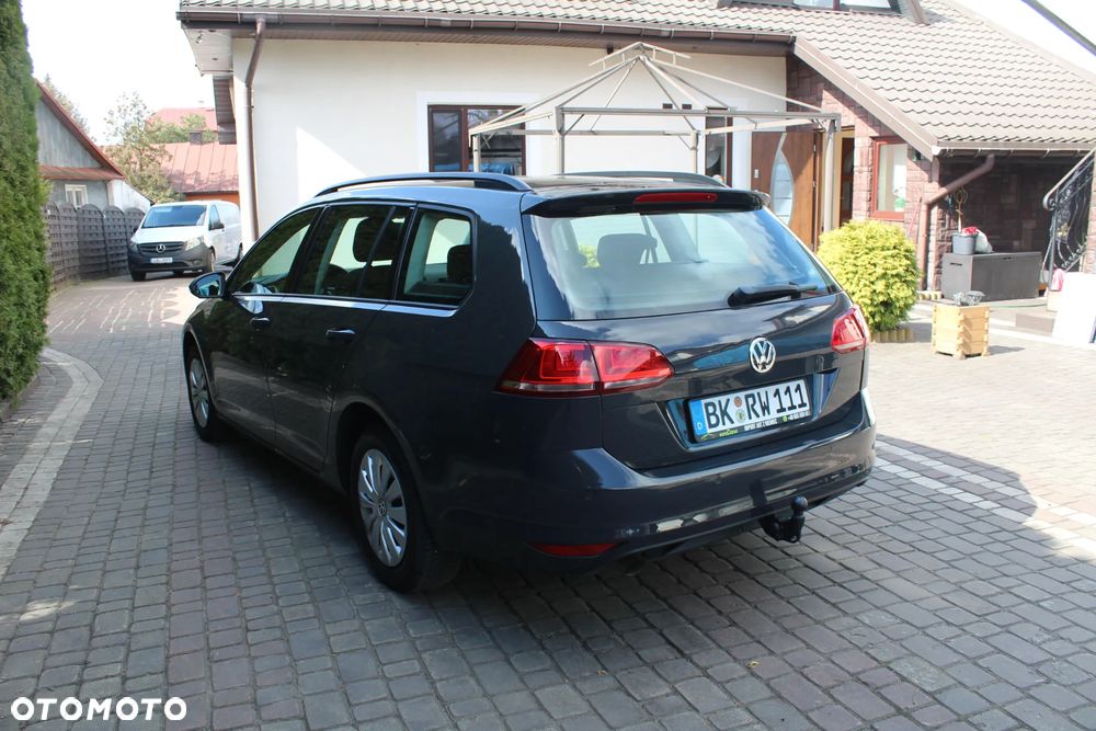 Volkswagen Golf - 3