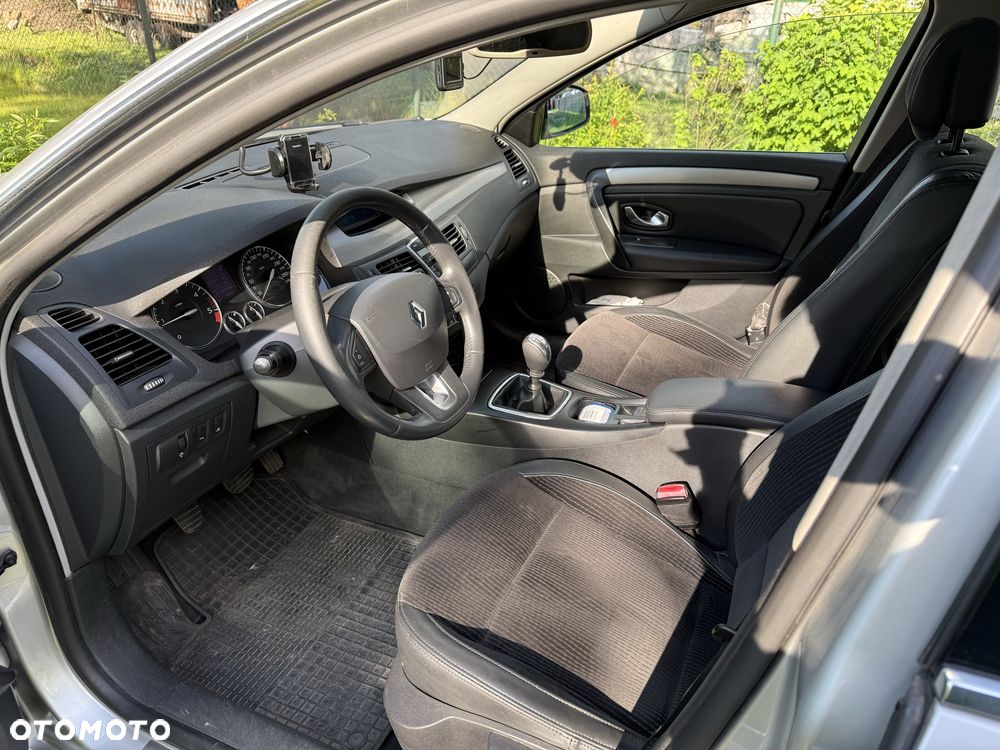 Renault Laguna - 6