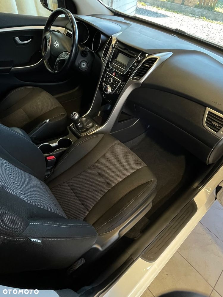 Hyundai i30 1.4 Fifa World Cup Edition - 8