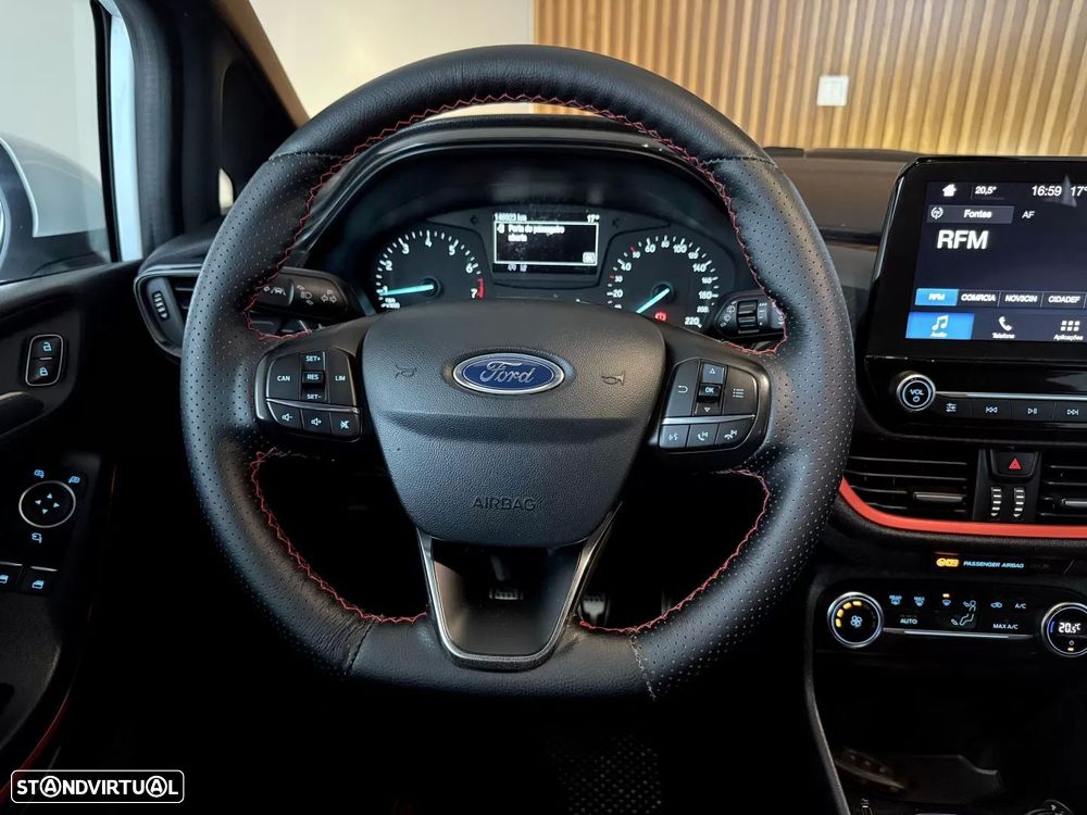 Ford Fiesta 1.0 T EcoBoost STLine - 34