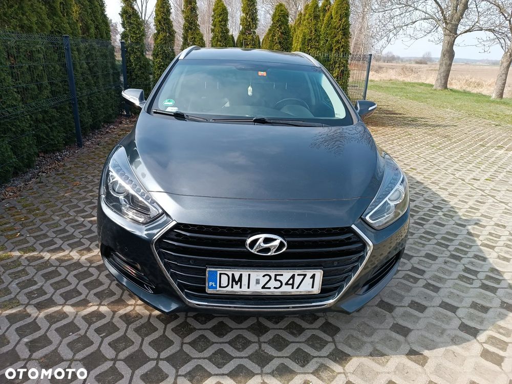 Hyundai i40 1.7 CRDi Comfort - 2