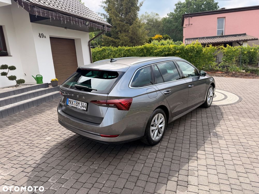 Skoda Octavia 2.0 TDI DSG Edition - 3