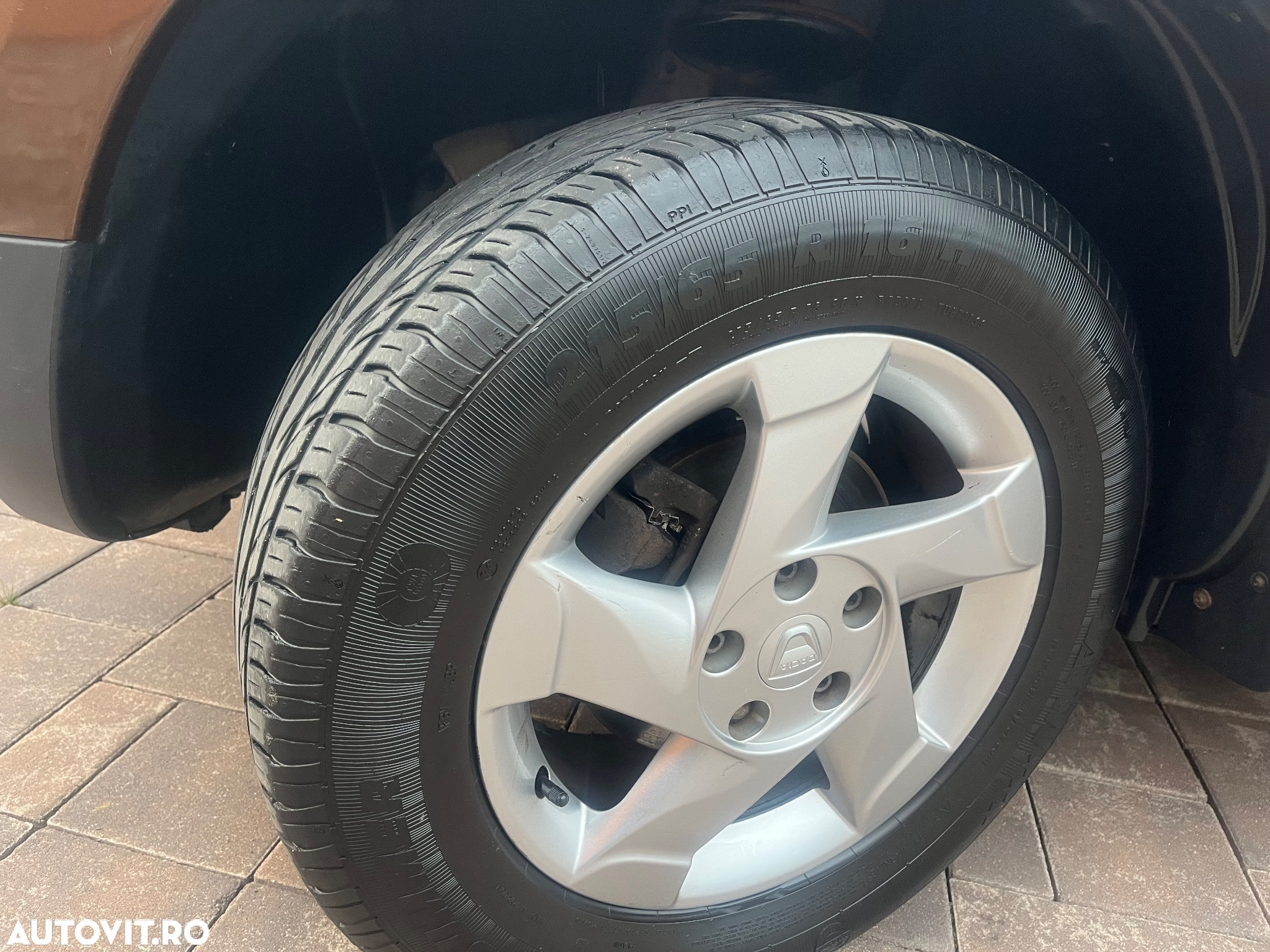 Dacia Duster 1.6 4x2 Prestige - 14