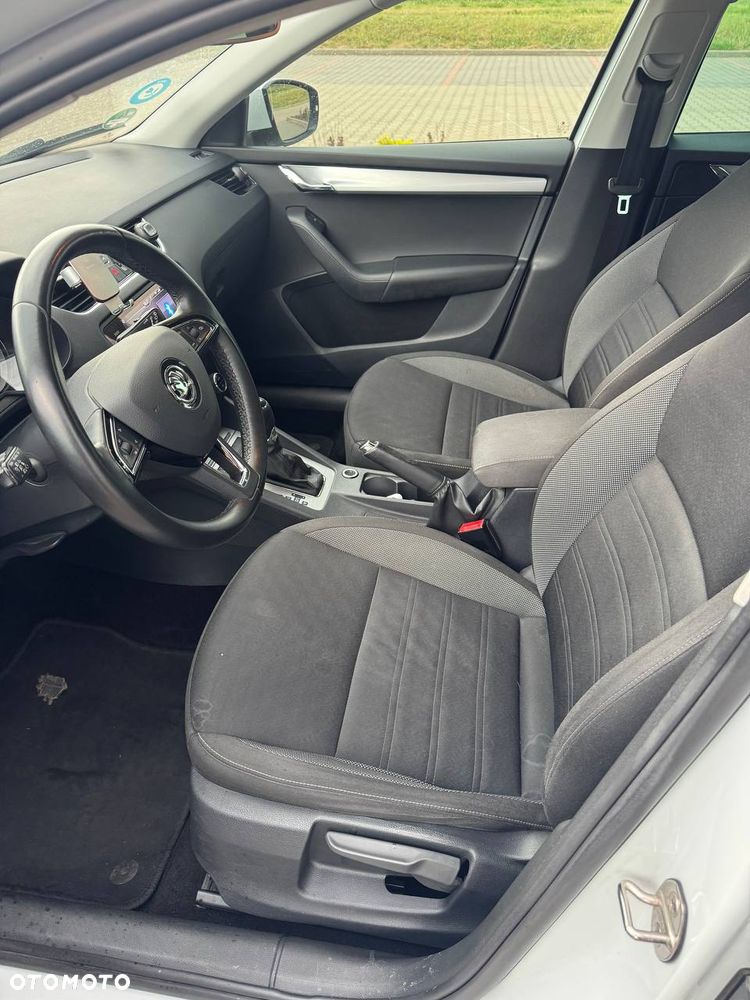 Skoda Octavia 1.6 TDI DSG Clever - 15