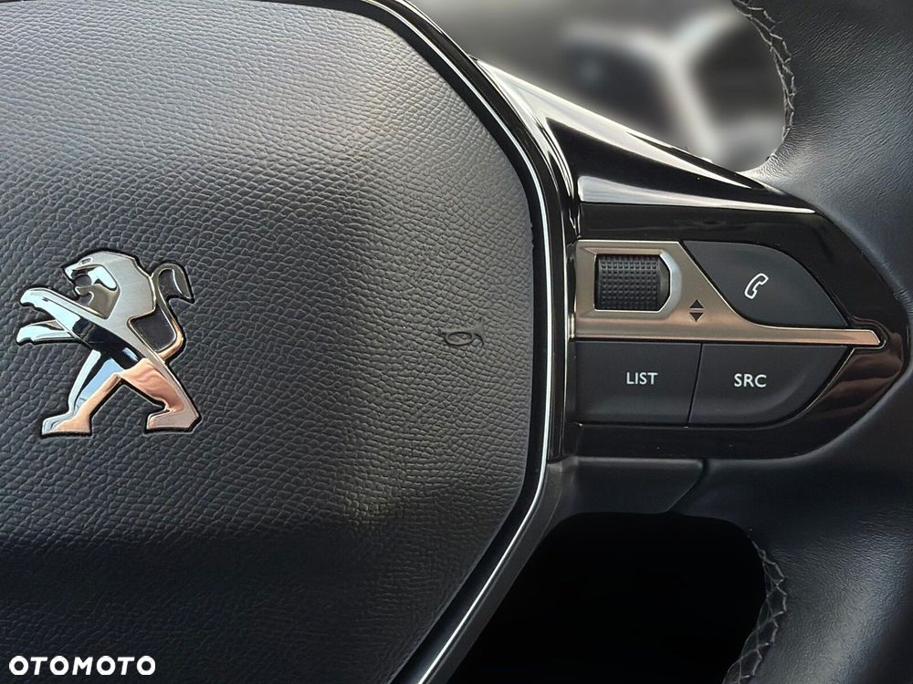 Peugeot 3008 1.5 BlueHDi Allure Pack S&S EAT8 - 18