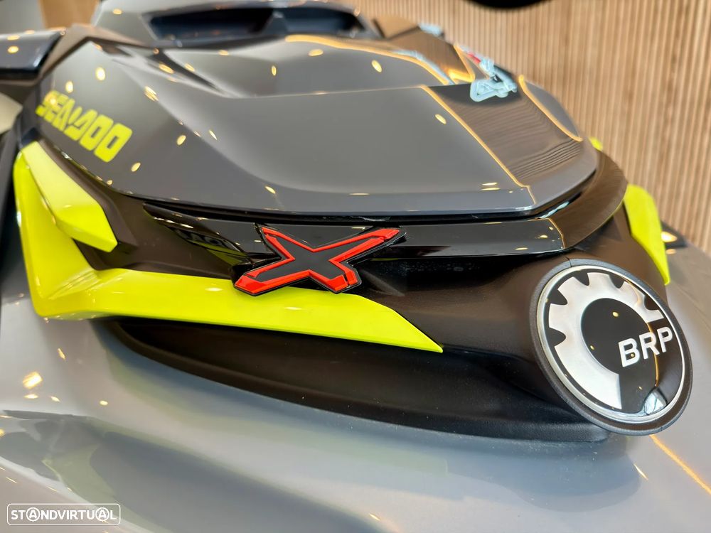 Sea-Doo RXT-X 325 RS - 14