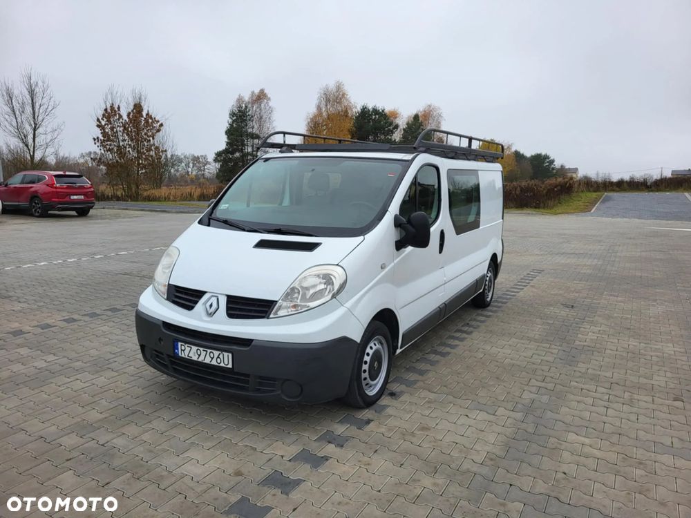 Renault Trafic - 8