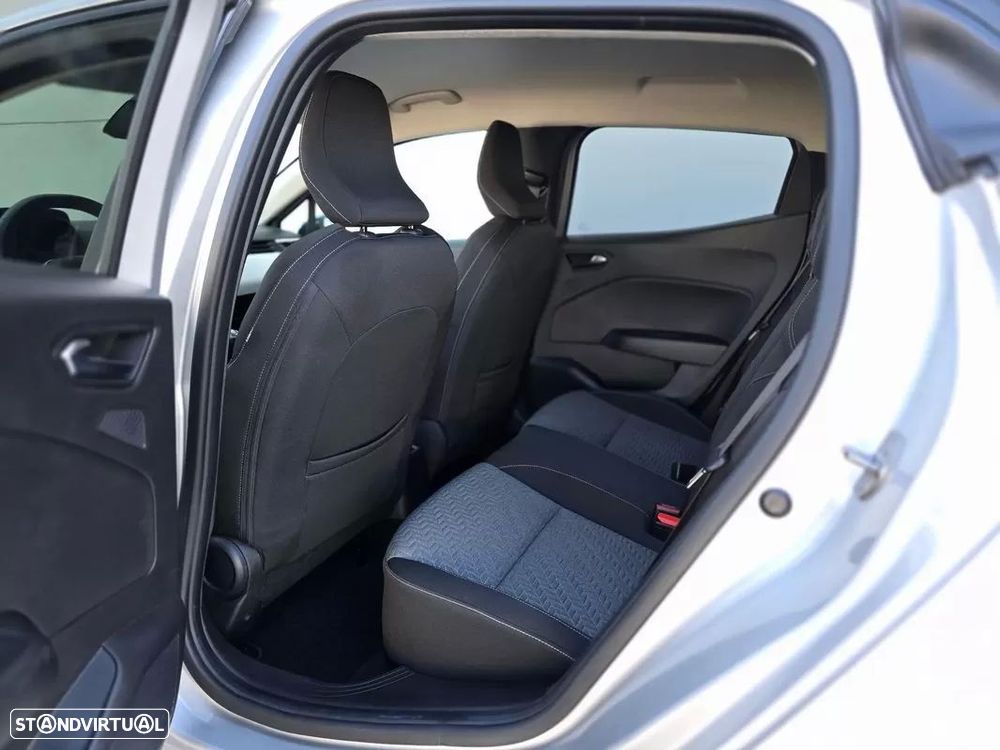 Renault Clio 1.0 TCe Intens - 24