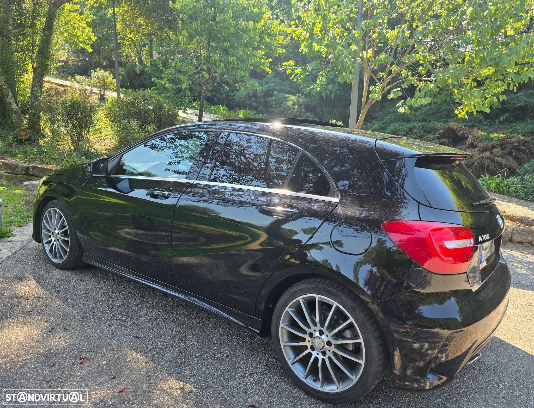 Mercedes-Benz A 180 d 7G-DCT AMG Line - 6