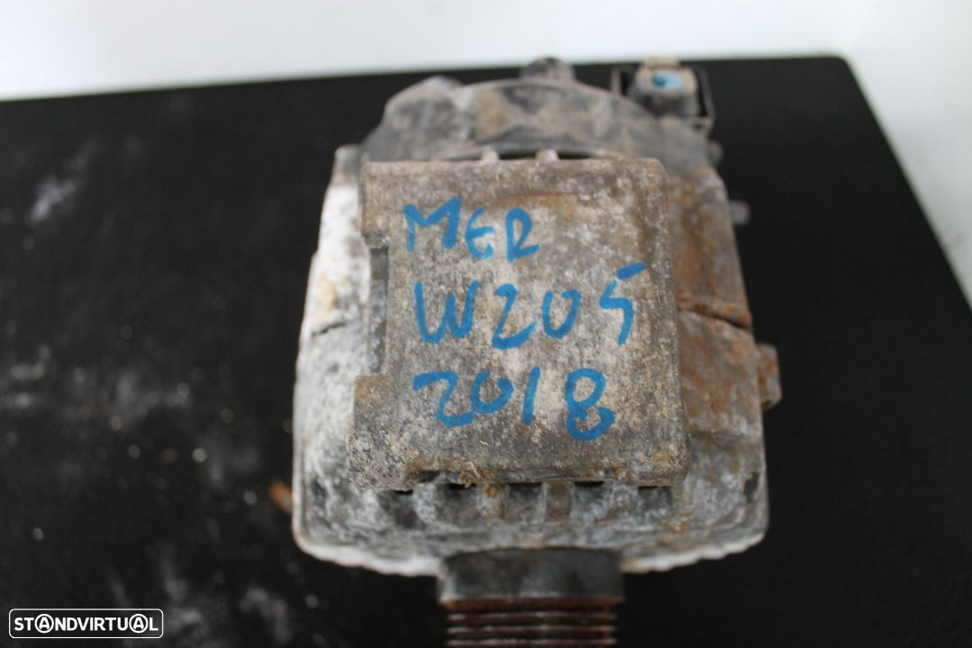 Motor de Arranque Mercedes W205 de 2018 - 4