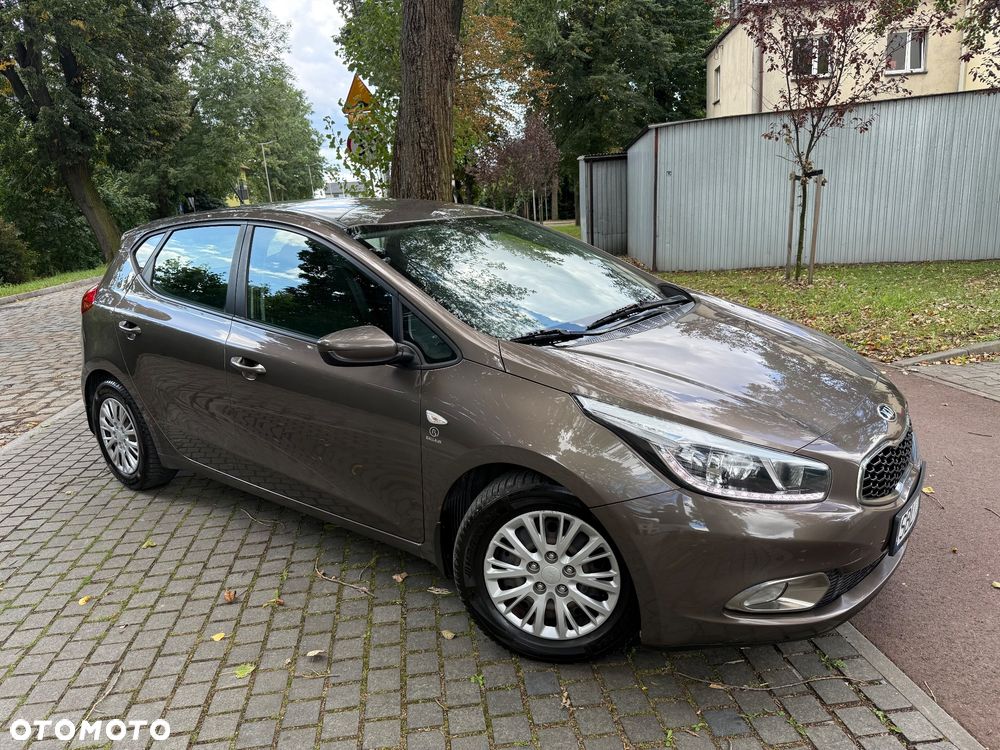 Kia Ceed 1.6 GDI Edition 7 - 11