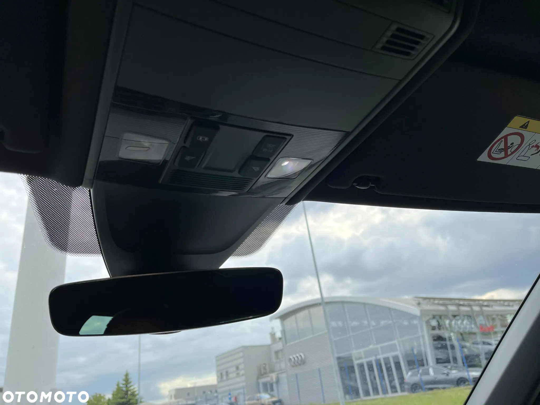 Volkswagen Tiguan 2.0 TDI SCR DSG Life - 37