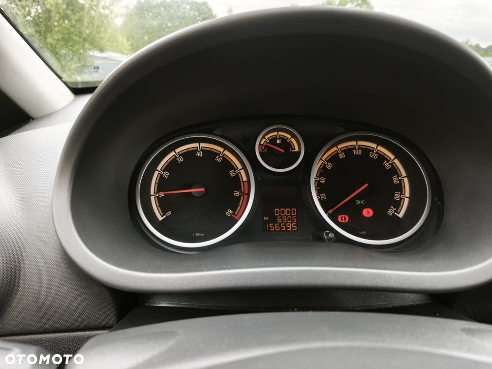 Opel Corsa - 6