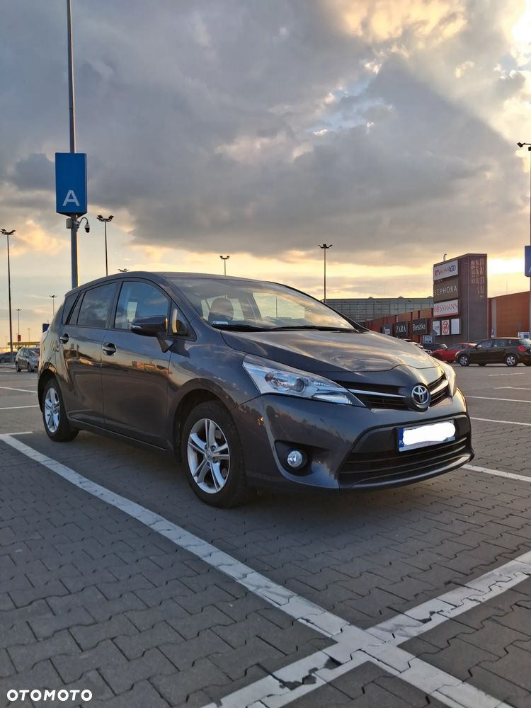 Toyota Verso - 1