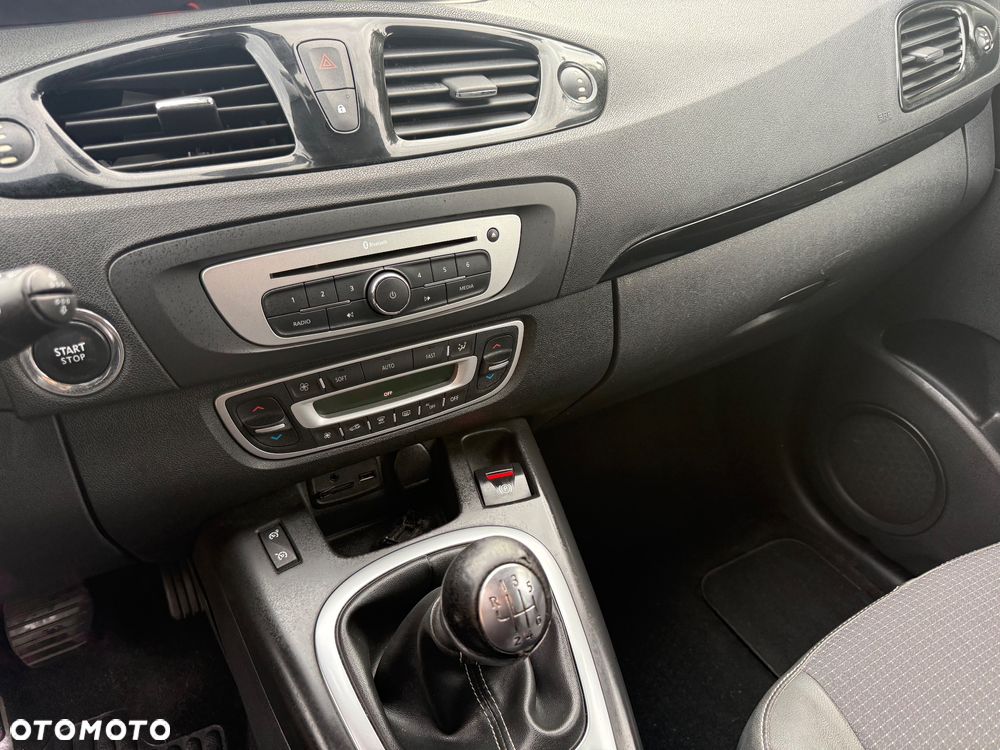 Renault Scenic - 28