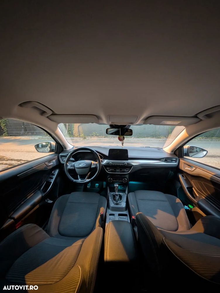 Ford Focus 1.5 EcoBlue Titanium - 8