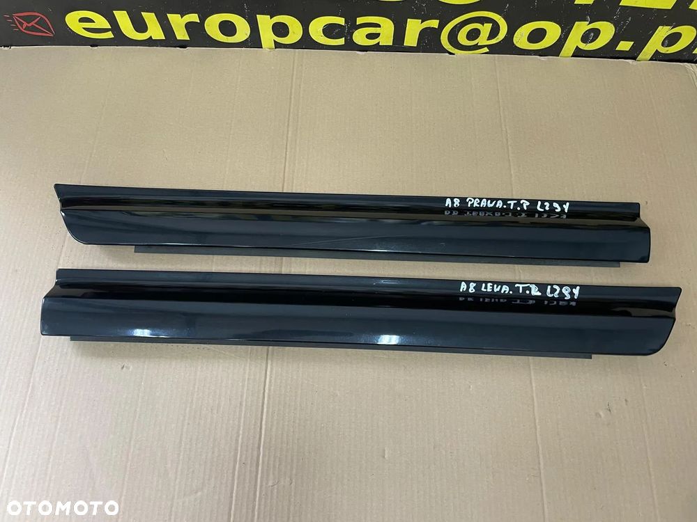 AUDI A8 D3 LISTWA DRZWI DOLNA PRAWY TYŁ KOLOR LZ9Y