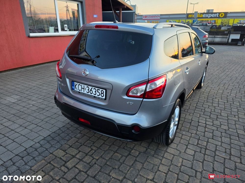 Nissan Qashqai+2 - 11