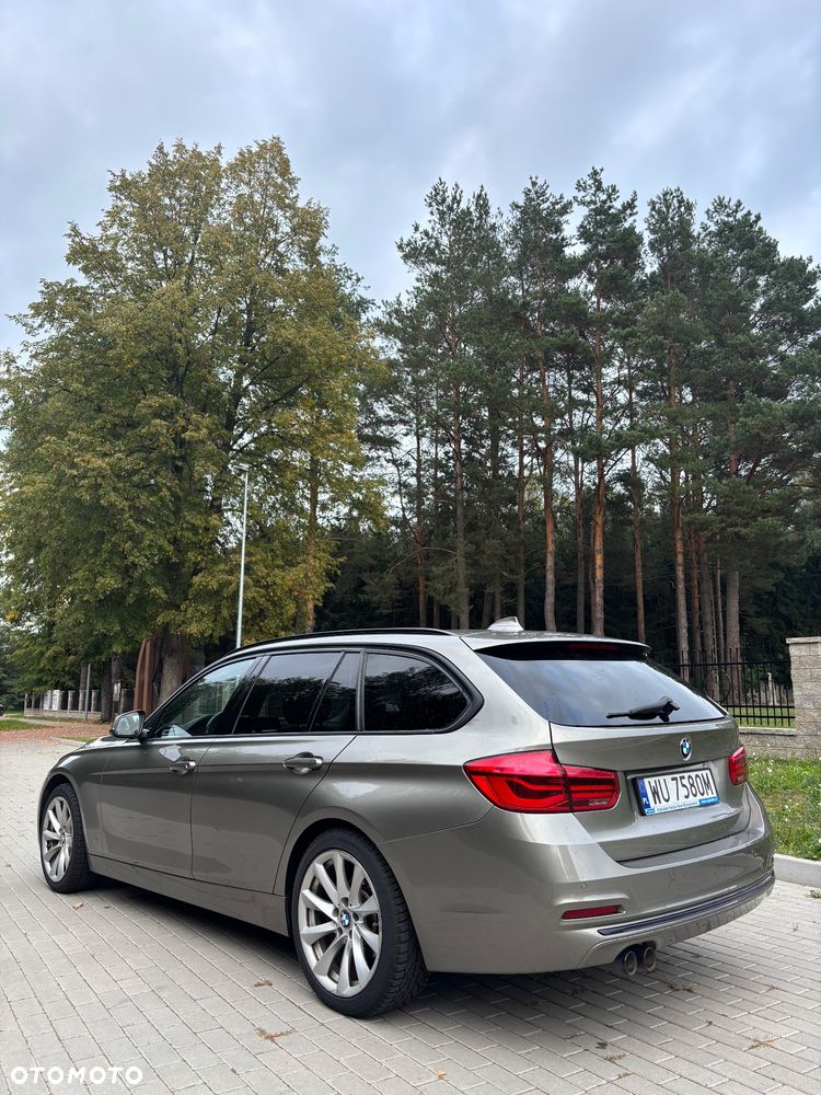 BMW Seria 3 320d Sport Line - 5