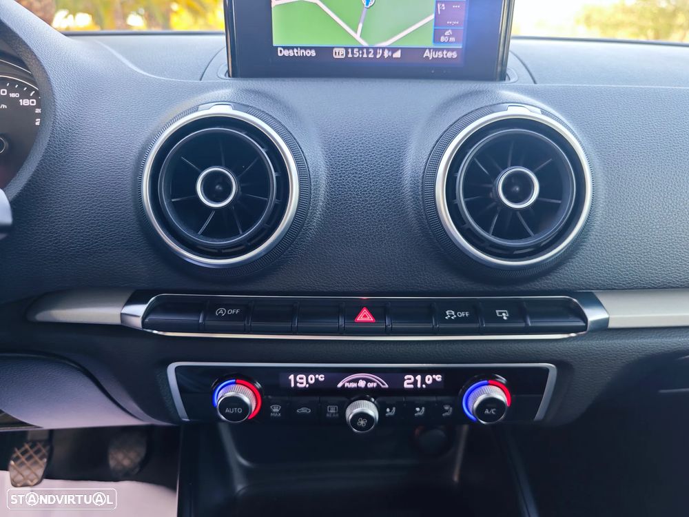 Audi A3 Sportback 1.6 TDI Advance - 15