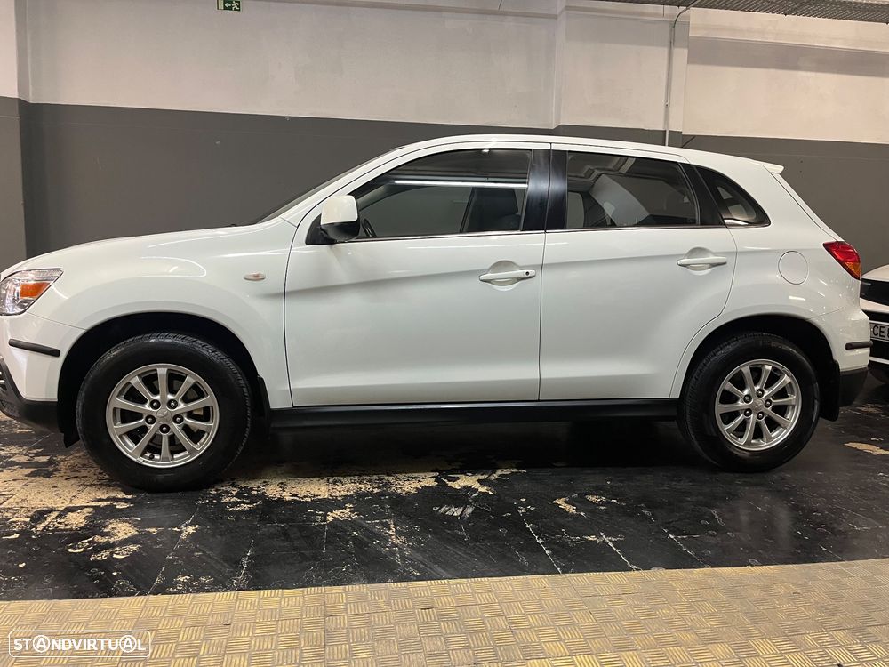 Mitsubishi ASX 1.6 Intense - 9