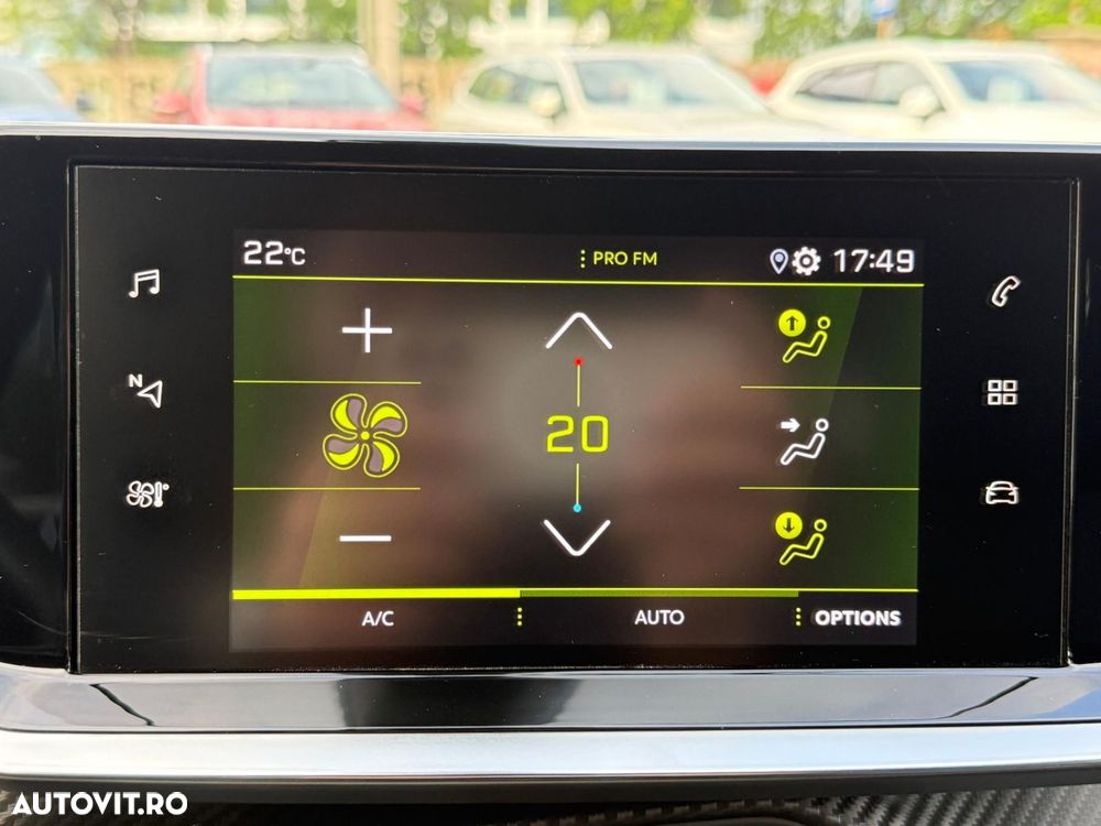 Peugeot 2008 1.2 L PureTech STT EAT8 GT Line - 15