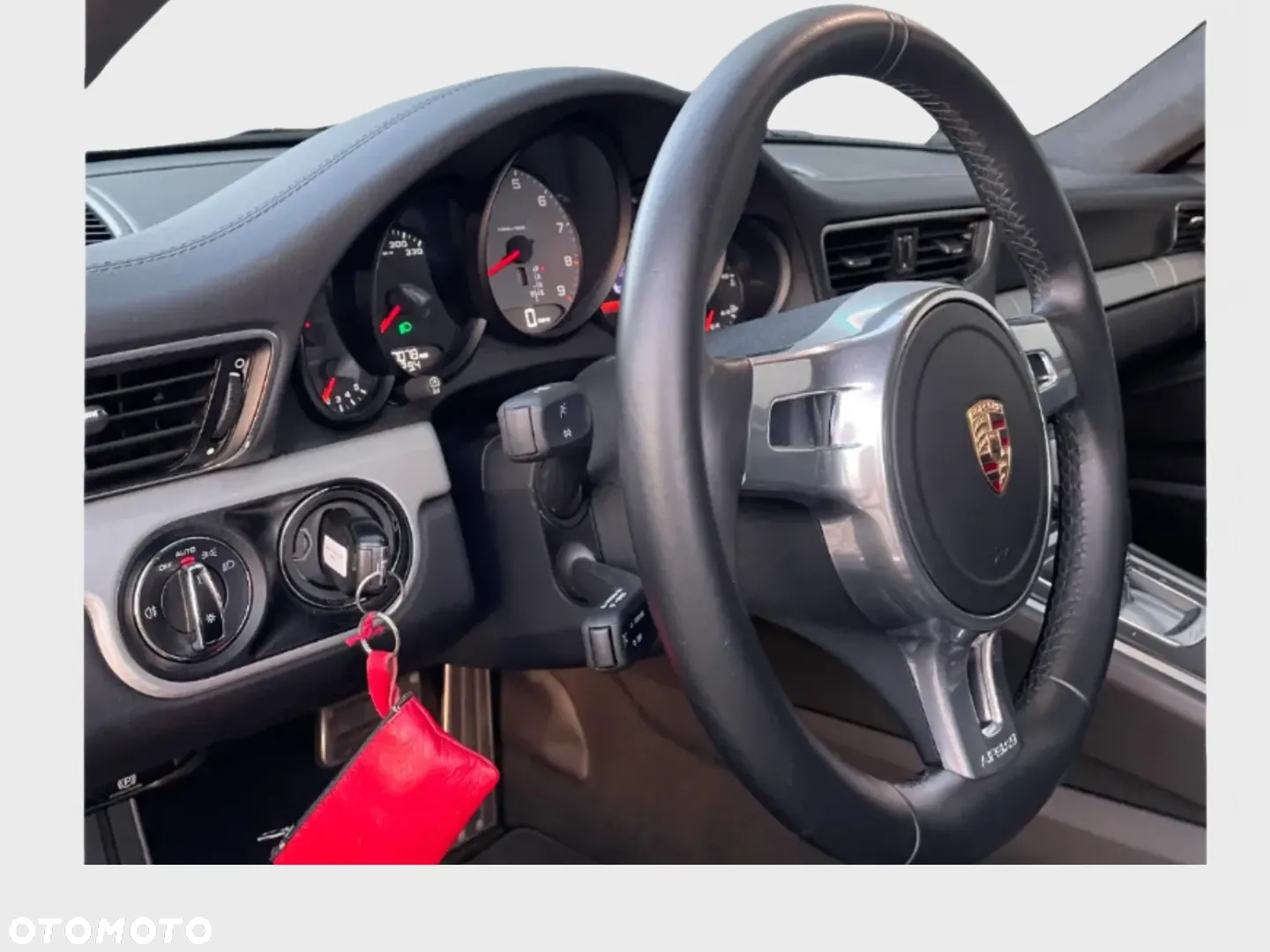 Porsche 911 Carrera S PDK - 21