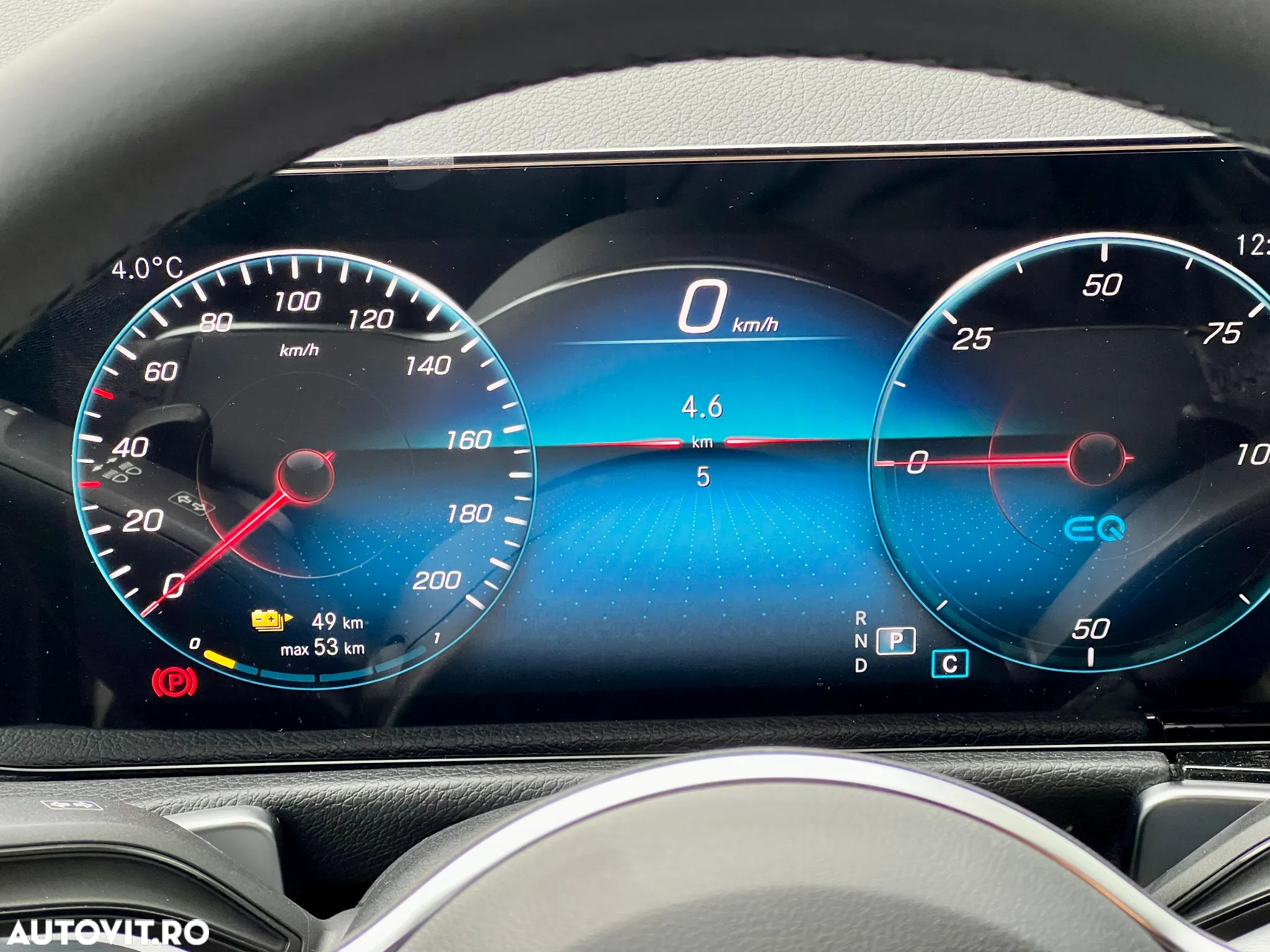 Mercedes-Benz EQB 300 4MATIC - 17
