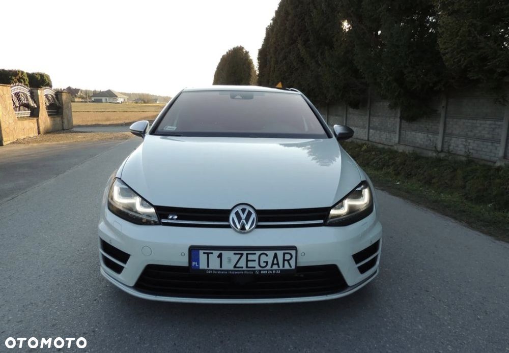 Volkswagen Golf - 2