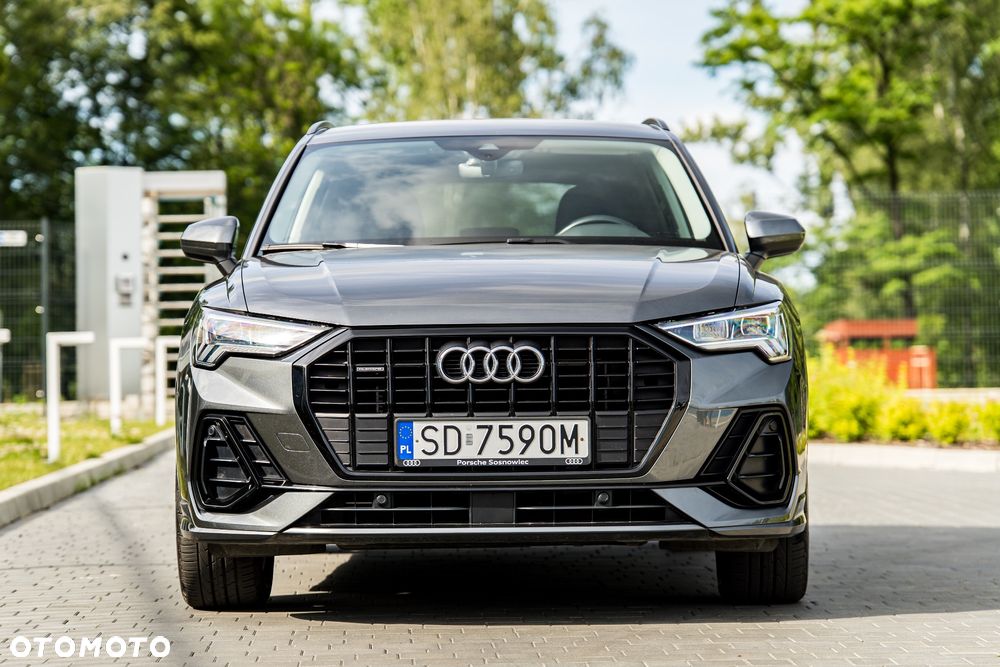 Audi Q3 40 TFSI Quattro S tronic - 3