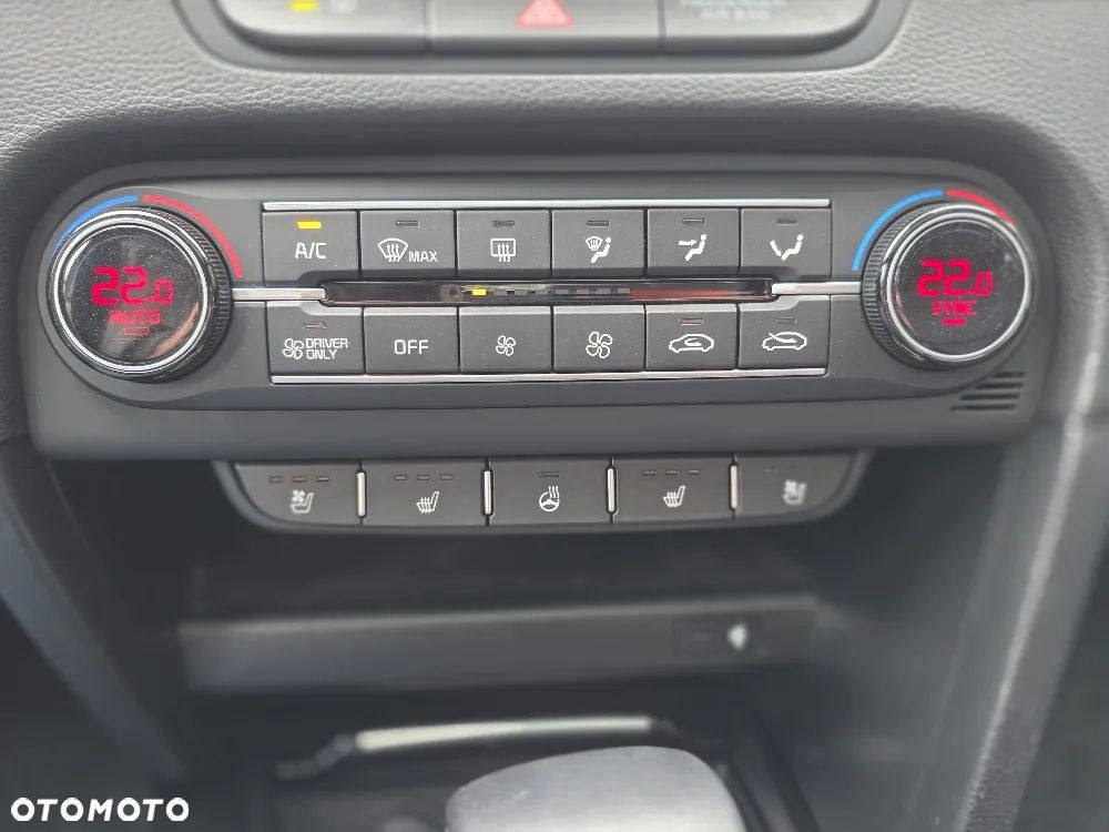 Kia XCeed 1.6 GDI DCT6 OPF Platinum Edition - 16