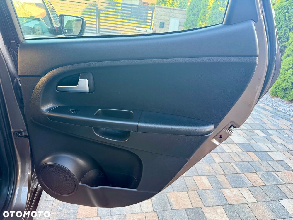 Kia Venga 1.4 CRDi 90 Attract - 21