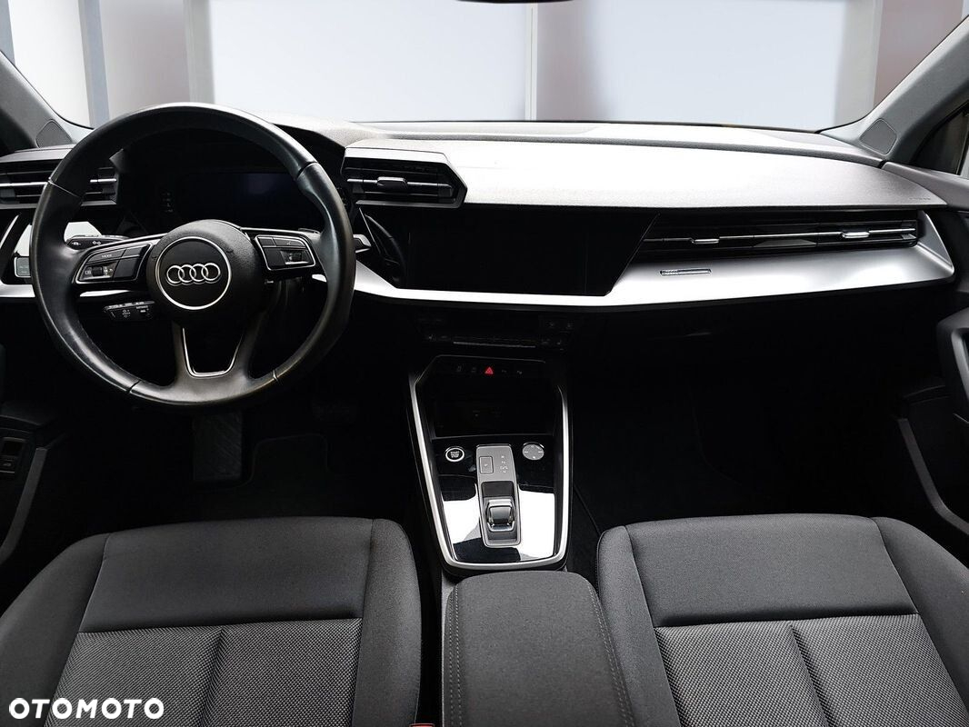 Audi A3 30 TDI S tronic - 12