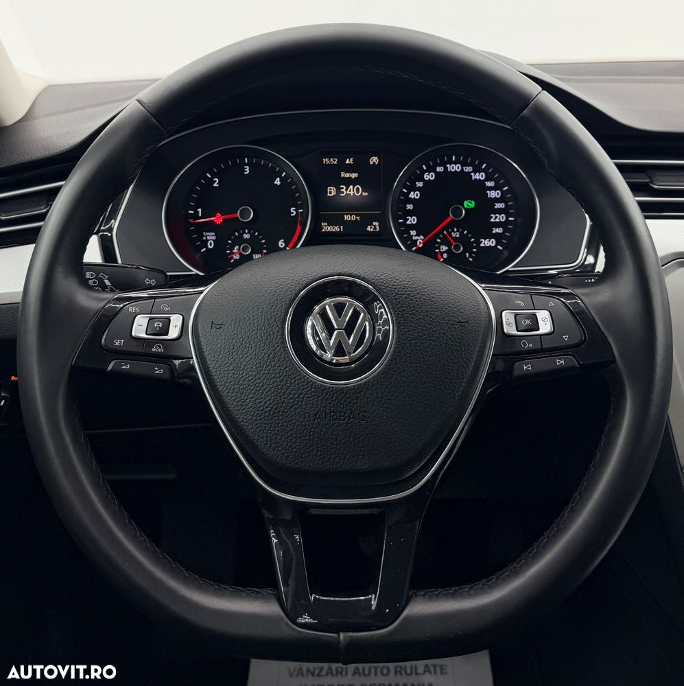 Volkswagen Passat Variant 1.6 TDI SCR DSG Business - 32