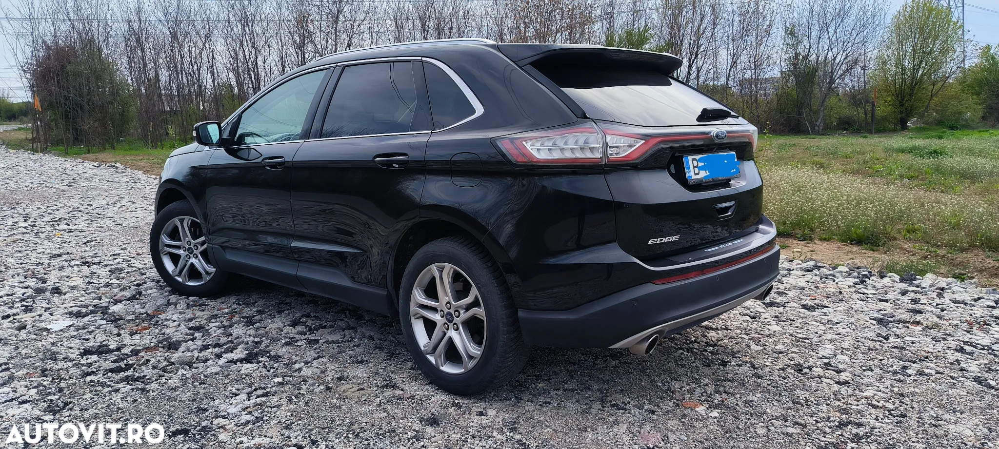 Ford Edge 2.0 TDCi Powershift Titanium - 3
